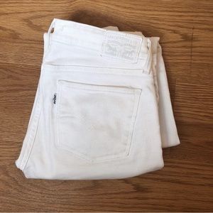 Levi mid rise skinny Jean